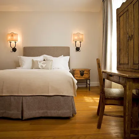St Francis Hotel 4*