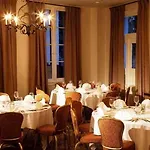 St Francis Hotel 4*