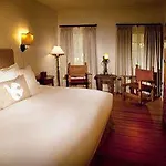 St Francis 4*