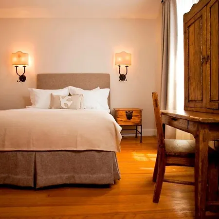 St Francis Hotel 4*